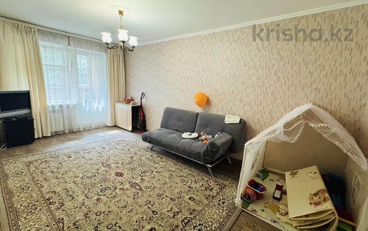 3-комнатная квартира · 60 м² · 2/5 этаж, Шарипова — Богенбай Батыра. Цена ниже рыночной за 47 млн ₸ в Алматы, Алмалинский р-н — фото 2