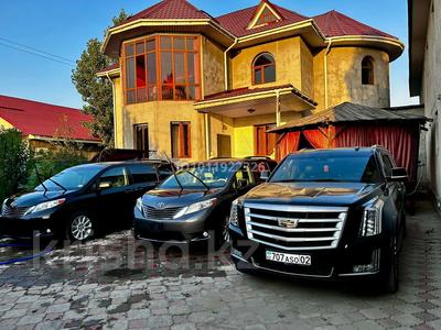 Дом · 8 комнат · 380 м², мкр 6-й градокомплекс, Кожаберген Жырау 56 за 100 000 〒 в Алматы, Алатауский р-н