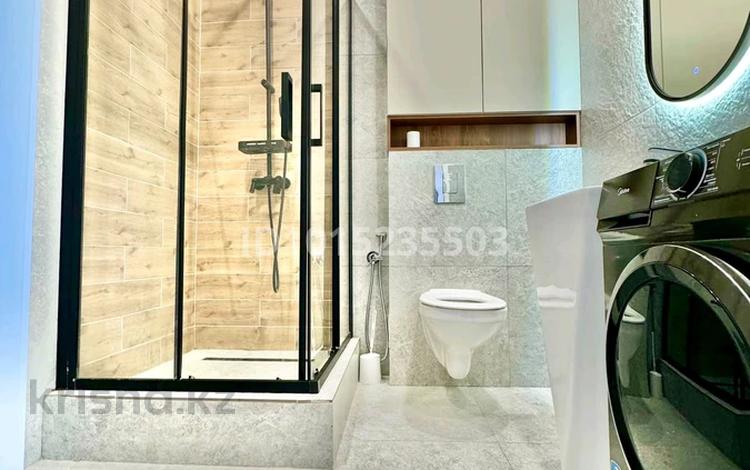 2-комнатная квартира · 45 м² · 16/18 этаж, Санжара Асфендиярова 8 за 350 000 ₸ в Астане, Нура р-н — фото 2