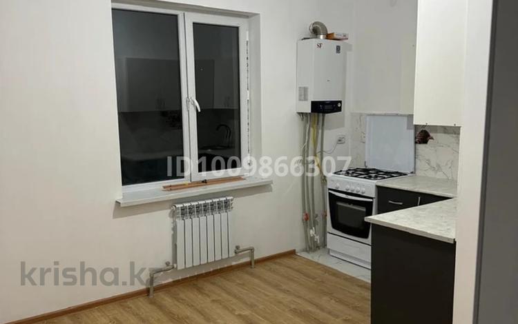 3-комнатная квартира · 80 м² · 1/2 этаж, 4-й микрорайон, 4-й микрорайон б/н — У.Кабылбекова и Акжиек за 180 000 ₸ в Шымкенте, Туран р-н — фото 2