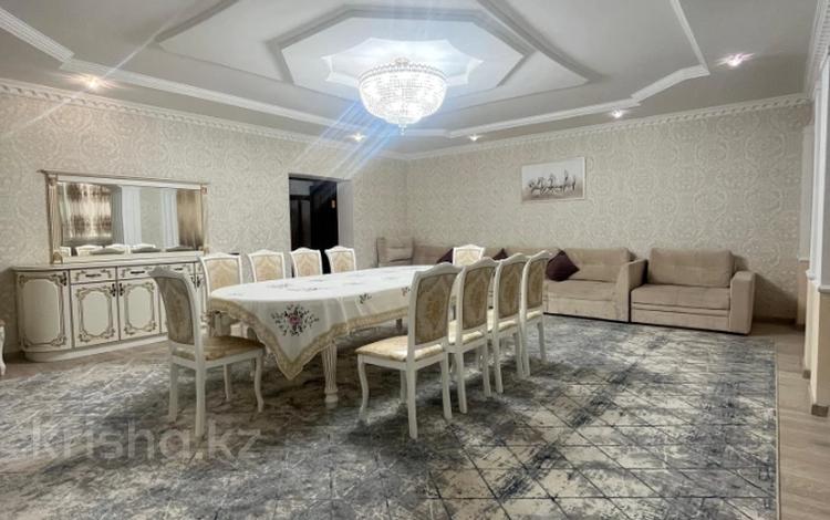 4-комнатная квартира · 193.4 м² · 2/3 этаж, Т Алии Молдагуловой за 59 млн ₸ в Актобе — фото 10
