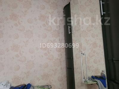 3-бөлмелі пәтер, 80 м², 4/9 қабат ай сайын, мкр Аксай-1А 31 — Карсити, бағасы: 300 000 〒 в Алматы, Ауэзовский р-н