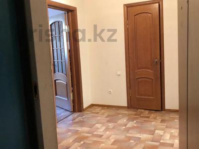 3-комнатная квартира · 91.6 м² · 2/6 этаж, мкр Болашак, Бокенбай батыр за 26.5 млн ₸ в Актобе