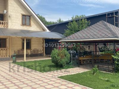 Жеке үй · 4 бөлме · 200 м² · 12 жүзд., Ұлжан-1 ш/а., бағасы: 1.4 млн ₸ в Алматы, Алатауский р-н