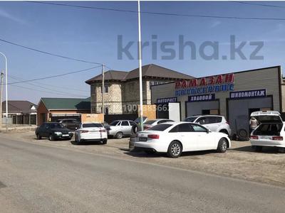 Отдельный дом · 4 комнаты · 120 м² · 10 сот., мкр Оркен, Сатан шореева 103 за 35 млн ₸ в Атырау