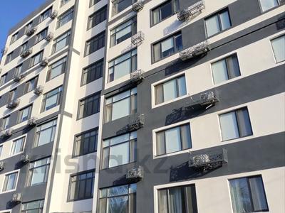 3-комнатная квартира · 75 м² · 2/9 этаж, Достык 14 за 500 000 ₸ в Атырау