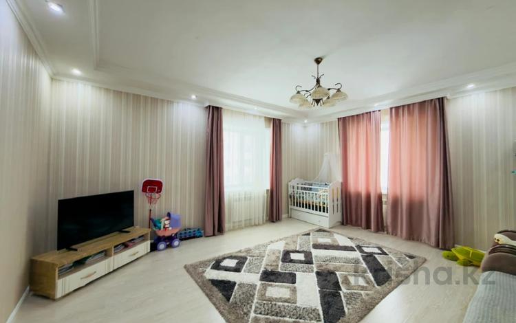 2-комнатная квартира · 57.9 м² · 8/9 этаж, Темирбека Жургенова — БЕЗ КОМИССИИ ДЛЯ ПОКУПАТЕЛЯ за 32 млн ₸ в Астане, Сарайшык р-н — фото 2