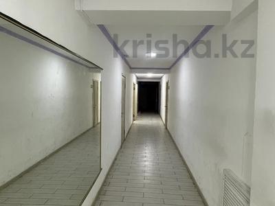 Офисы, бани, гостиницы и зоны отдыха, медцентры и аптеки, образование, кабинеты и рабочие места · 800 м² за 2.5 млн ₸ в Шымкенте