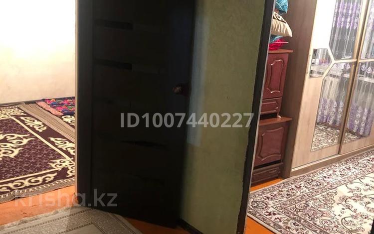 2-бөлмелі пәтер · 60 м² · 3/5 қабат, Алтынсарина 11, бағасы: 10 млн 〒 в Кентау — фото 2