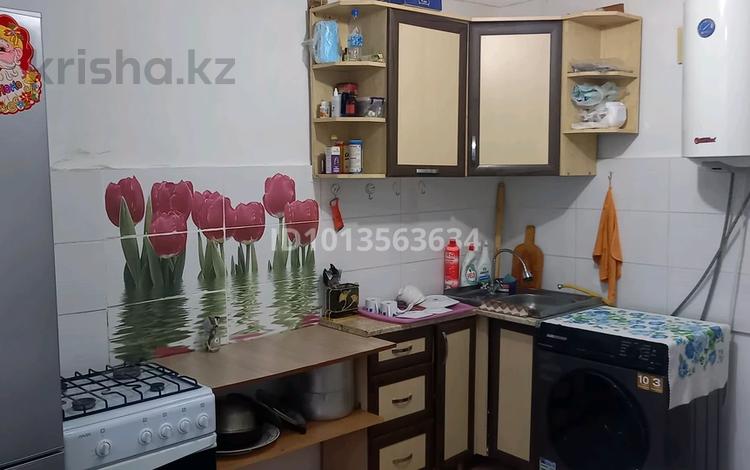 1-комнатная квартира · 35 м² · 1/5 этаж, мкр 11, Станционная 33 — Станционная33 за 5.8 млн ₸ в Актобе — фото 2
