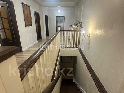 Отдельный дом · 5 комнат · 200 м² · 5 сот., Гагарина — Камзина Катаева за 80 млн ₸ в Павлодаре