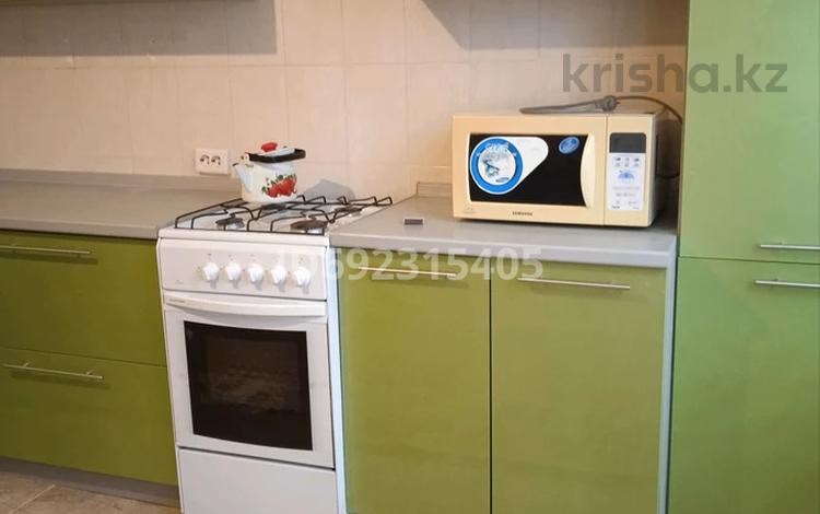 2-бөлмелі пәтер · 65 м² · 2/9 қабат, улица Ауезова 31, бағасы: 29 млн ₸ в Атырау, мкр Жилгородок — фото 2