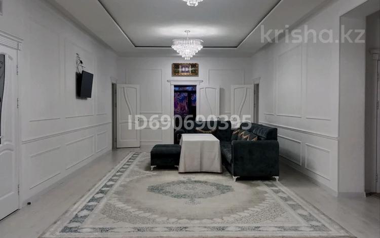 Отдельный дом · 7 комнат · 324 м², Айтеке би 121 за 92 млн ₸ в Туркестане — фото 2