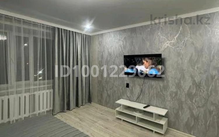 1-комнатная квартира · 45 м² · 7/9 этаж, Бухар Жирау 96 — Таир за 12 000 ₸ в Караганде, Казыбек би р-н — фото 2