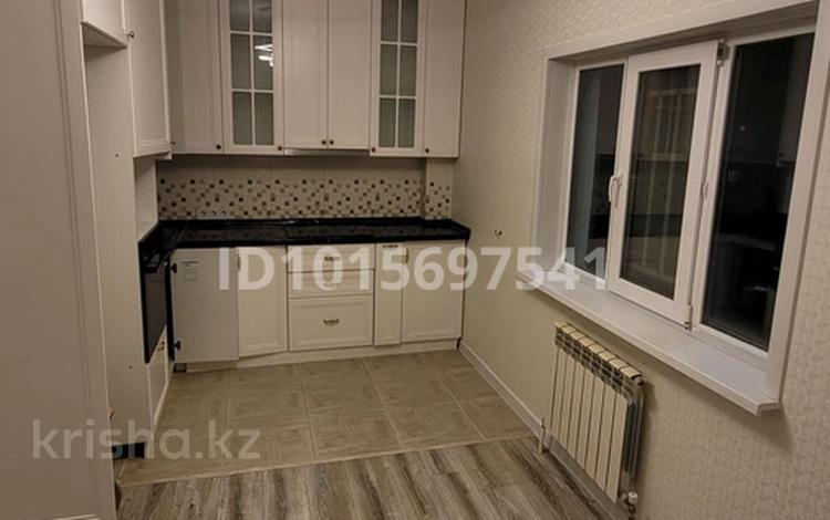 2-комнатная квартира · 56.9 м² · 10/10 этаж, Илияс Омаров 23 за 29.5 млн ₸ в Астане, Нура р-н — фото 2