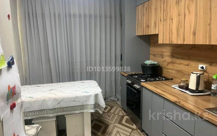 4-бөлмелі пәтер · 86 м² · 1/5 қабат, Мира 75/5 — Возле ЖК Карлыгаш, бағасы: 30 млн ₸ в Каскелене — фото 2