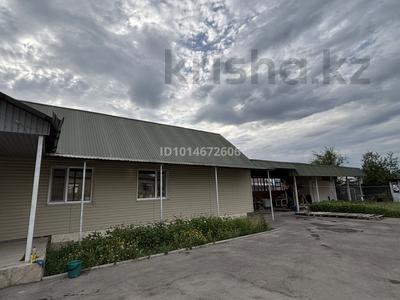 Жеке үй · 4 бөлме · 100 м² · 8 жүзд., Кенесары хан 12 — Возле 12 школы, бағасы: 36 млн ₸ в Байсерке