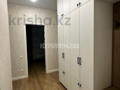 2-комнатная квартира · 60 м² · 8/17 этаж, мкр Юго-Восток, Республики 23 к1 за 350 000 ₸ в Караганде, Казыбек би р-н