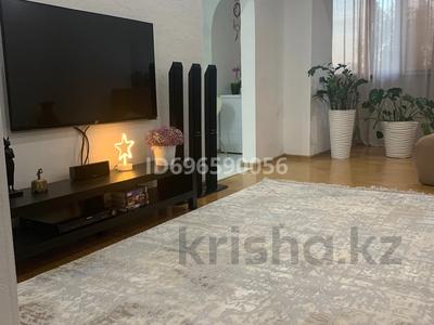 4-комнатная квартира · 83 м² · 4/6 этаж, мкр Новый Город, Комиссарова 15 за 50 млн 〒 в Караганде, Казыбек би р-н