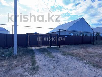 Жеке үй · 3 бөлме · 145 м² · 10 жүзд., Акбулак 21, бағасы: 23 млн ₸ в Круглоозерном