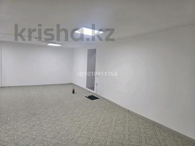 Свободное назначение, офисы, магазины и бутики, склады, салоны красоты, фитнес и спорт, медцентры и аптеки, образование, развлечения, конференц-залы, кабинеты и рабочие места, студии · 98 м² за 400 000 〒 в Алматы, Бостандыкский р-н