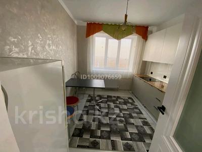 2-бөлмелі пәтер · 57 м² · 12/12 қабат, Кошкарбаева 39в/1, бағасы: 230 000 ₸ в 