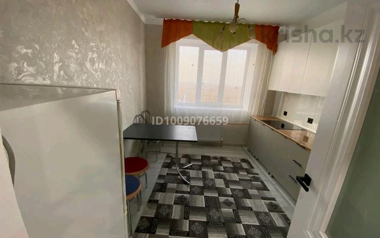 2-бөлмелі пәтер · 57 м² · 12/12 қабат, Кошкарбаева 39в/1, бағасы: 230 000 ₸ в  — фото 2
