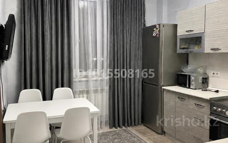 1-бөлмелі пәтер · 38 м² · 4/23 қабат, Кошкарбаева 32/1, бағасы: 220 000 ₸ в Астане, Алматы р-н — фото 2