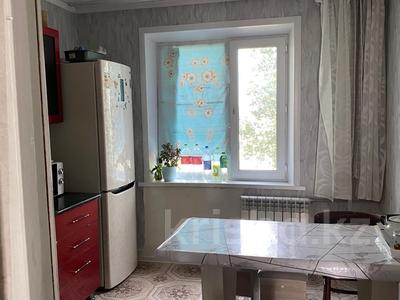 2-комнатная квартира · 56 м² · 5/5 этаж, Юность 45 за 17.5 млн 〒 в Семее