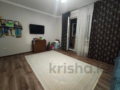 2-бөлмелі пәтер · 60 м² · 5/9 қабат, Ақсай-1А ш/а. 25 — Яссауи, бағасы: 38 млн ₸ в Алматы, Ауэзовский р-н