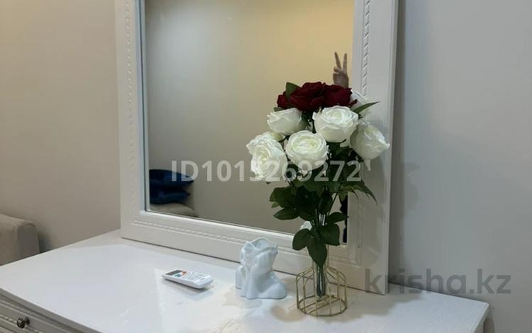 1-комнатная квартира · 60 м² · 2/5 этаж, Баймуханова 47 за 95 000 ₸ в Атырау, мкр Привокзальный-5 — фото 2