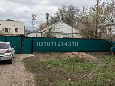 Жер телімі · 11.6 сотық, Сазды-4, Газизы Жубановой 3д — Народный канцелярия, бағасы: 70 млн ₸ в Актобе, Сазда-4