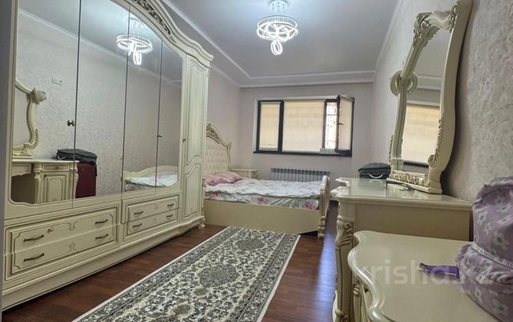 3-комнатная квартира · 100 м² · 1/5 этаж, мкр Нурсат за 300 000 〒 в Шымкенте, Каратауский р-н — фото 2