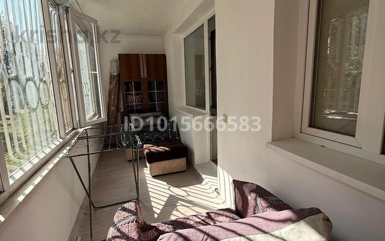 1-бөлмелі пәтер · 45 м² · 1/6 қабат, Айманова 47/1 — Химгородки, бағасы: 380 000 ₸ в Павлодаре — фото 2