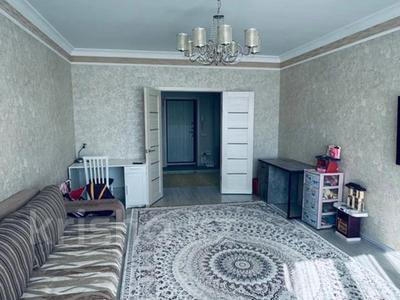 2-бөлмелі пәтер · 78 м² · 5/5 қабат, Алтын орда ш/а., Ораз татеулы, бағасы: 26 млн ₸ в Актобе, мкр. Алтын орда