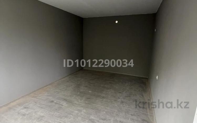 2-бөлмелі пәтер · 60 м² · 2/2 қабат, Табиғат 11 — ул Жыбек жолы рядом, бағасы: 80 000 ₸ в  — фото 2