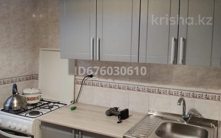 1-комнатная квартира, 31 м², 5/5 этаж помесячно, Айтеке 151 — Муратбаева