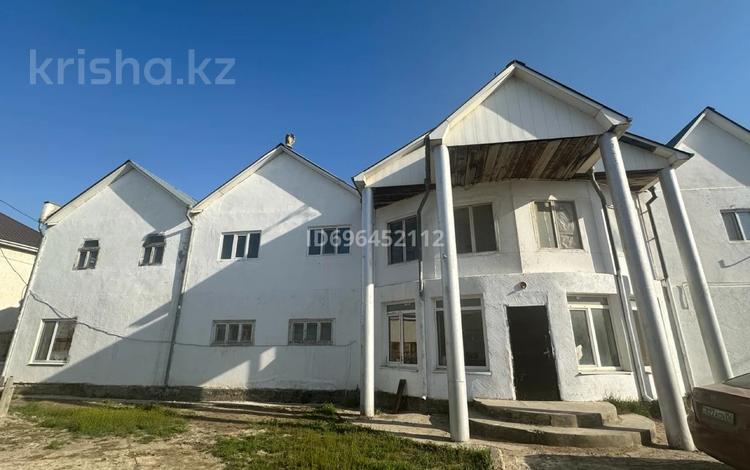 Отдельный дом · 6 комнат · 364 м² · 10 сот., мкр Атырау, Жалтыр за 70 млн ₸ — фото 9