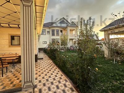 Дом · 3 комнаты · 300 м², мкр Самал-3 28 — Мугалжар 28 за 130 000 〒 в Шымкенте, Абайский р-н