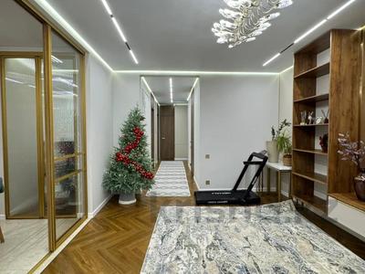 3-комнатная квартира · 100 м² · 4/6 этаж, Халиулина за 95 млн ₸ в Алматы, Медеуский р-н
