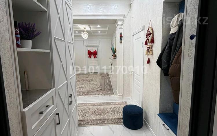 5-бөлмелі пәтер · 175 м² · 5/9 қабат, 20-й мкр 26, бағасы: 68 млн ₸ в Актау — фото 2