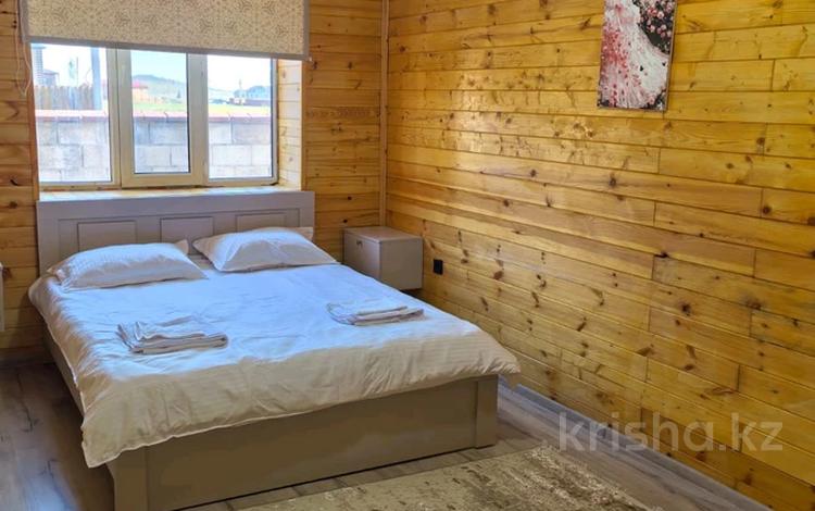Жеке үй · 13 бөлме · 300 м², Киснеревых 12, бағасы: 30 000 ₸ в Бурабае — фото 2