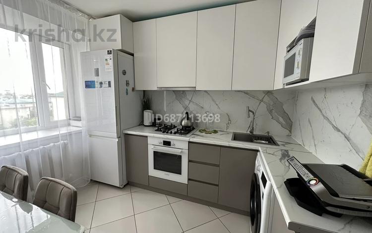 3-комнатная квартира · 62.3 м² · 6/9 этаж, Желтоксан 12 — Абая -Желтоксан за 45 млн ₸ в Астане, Сарыарка р-н — фото 2