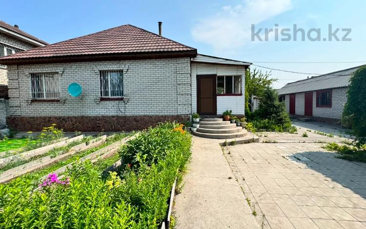Отдельный дом · 4 комнаты · 99.8 м² · 6 сот., Чайковского 34 за 58 млн ₸ в Семее — фото 2