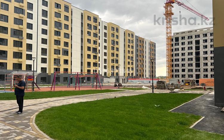 1-комнатная квартира, 49.5 м², 5/9 этаж, Райымбек батыра 163