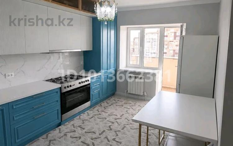 4-бөлмелі пәтер · 116 м² · 8/9 қабат, мкр. Алтын орда — проспект Тауелсиздик, бағасы: 51.5 млн ₸ в Актобе — фото 2