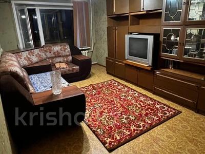 2-бөлмелі пәтер · 44 м² · 8/10 қабат, Юго-Восток ш/а., Строителей 25, бағасы: 15.9 млн ₸ в Караганде, Казыбек би р-н