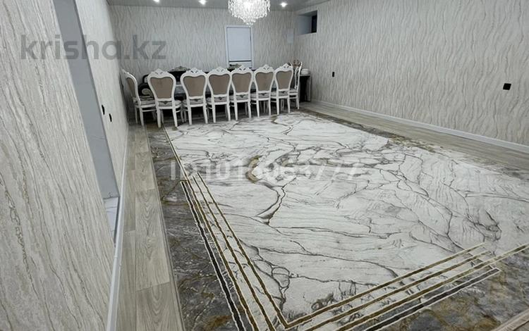 Часть дома · 2 комнаты · 120 м² · 10 сот., мкр Кунгей 181 за 700 000 ₸ в Караганде, Казыбек би р-н — фото 6