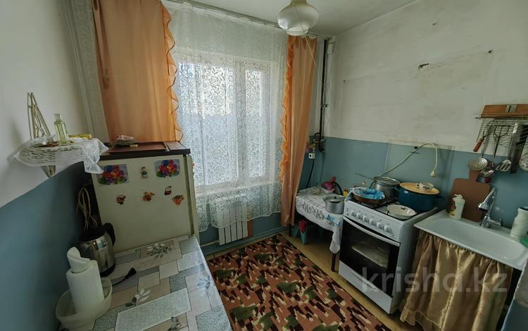 3-комнатная квартира, 58 м², 1/5 этаж помесячно, Микрорайон 3 34