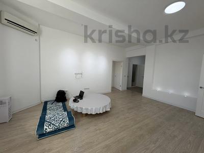 2-бөлмелі пәтер · 80 м² · 9/9 қабат, Валиханова 21 Б, бағасы: 38 млн ₸ в Атырау